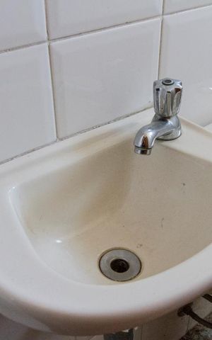 Apartamento à venda com 150m², 3 quartos e 3 vagasPia Banheiro de serviço 
