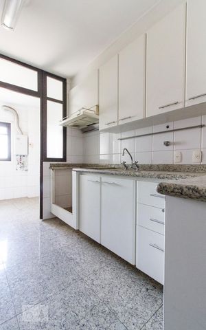 Apartamento à venda com 150m², 3 quartos e 3 vagasCozinha 