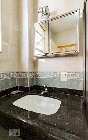 Apartamento à venda com 157m², 3 quartos e 1 vaga Apartamento à venda com 157m², 3 quartos e 1 vagaBanheiro