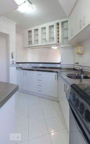Apartamento à venda com 75m², 3 quartos e 3 vagasCozinha