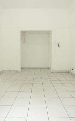 Apartamento à venda com 65m², 1 quarto e 1 vagaSala