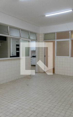 Apartamento para alugar com 328m², 4 quartos e 2 vagas Apartamento para alugar com 328m², 4 quartos e 2 vagasÁrea de Serviço