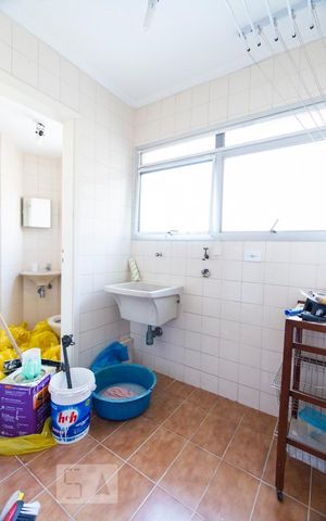 Apartamento para alugar com 67m², 2 quartos e 1 vagaLAVANDERIA