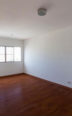Apartamento à venda com 74m², 2 quartos e 2 vagasSALA