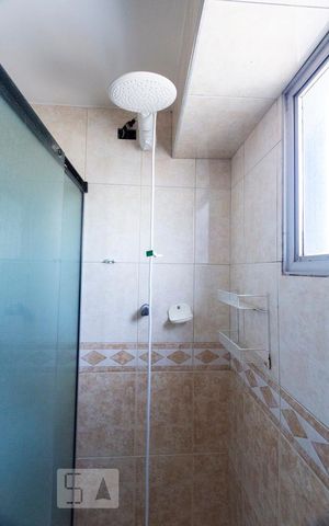 Apartamento à venda com 74m², 2 quartos e 2 vagasBANHEIRO SOCIAL