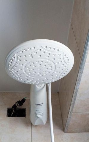Apartamento à venda com 74m², 2 quartos e 2 vagasBANHEIRO SOCIAL