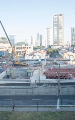 Apartamento para alugar com 38m², 1 quarto e 1 vagaVista