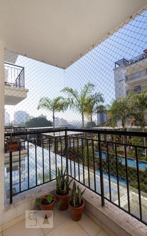 Apartamento à venda com 46m², 1 quarto e 1 vagaVARANDA