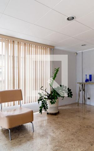 Apartamento à venda com 90m², 3 quartos e 1 vaga Apartamento à venda com 90m², 3 quartos e 1 vagaHall social