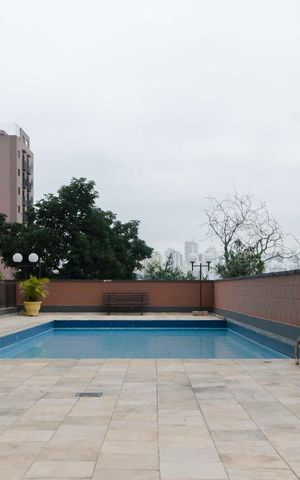 Apartamento à venda com 70m², 3 quartos e 2 vagasPiscina