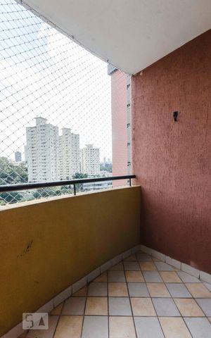 Apartamento à venda com 70m², 3 quartos e 2 vagasSacada