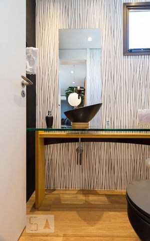 Apartamento à venda com 132m², 2 quartos e 3 vagasLAVABO