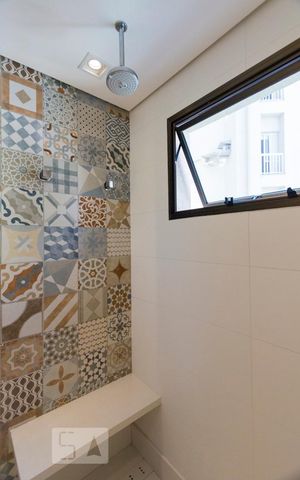 Apartamento à venda com 132m², 2 quartos e 3 vagasBANHEIRO SUITE