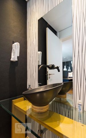 Apartamento à venda com 132m², 2 quartos e 3 vagasLAVABO