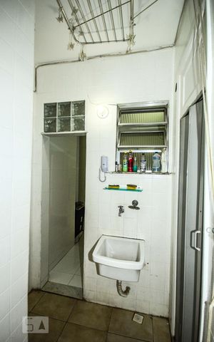 Apartamento à venda com 90m², 2 quartos e 1 vagaÁrea de Serviço