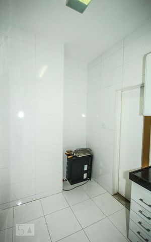Apartamento à venda com 90m², 2 quartos e 1 vagaCozinha