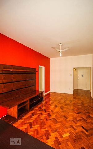 Apartamento à venda com 90m², 2 quartos e 1 vagaSala