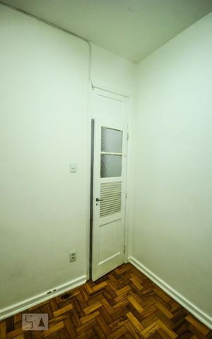 Apartamento à venda com 90m², 2 quartos e 1 vagaQuarto de Serviço