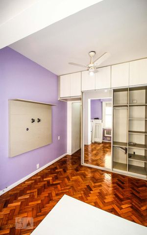 Apartamento à venda com 90m², 2 quartos e 1 vagaSuite