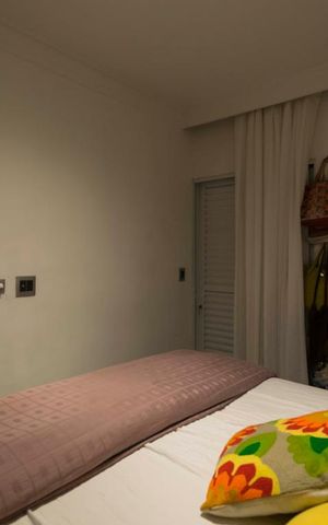 Apartamento à venda com 130m², 2 quartos e 2 vagasQuarto de serviço