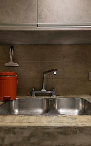 Apartamento à venda com 130m², 2 quartos e 2 vagasCozinha (Torneira)