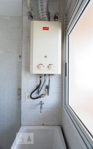 Apartamento para alugar com 40m², 1 quarto e 1 vagaGAS