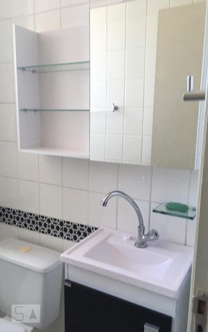 Apartamento à venda com 55m², 2 quartos e 1 vaga Apartamento à venda com 55m², 2 quartos e 1 vagaBanheiro