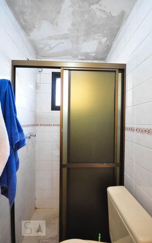 Apartamento à venda com 100m², 3 quartos e 1 vaga Apartamento à venda com 100m², 3 quartos e 1 vagaDetalhe do banheiro suíte