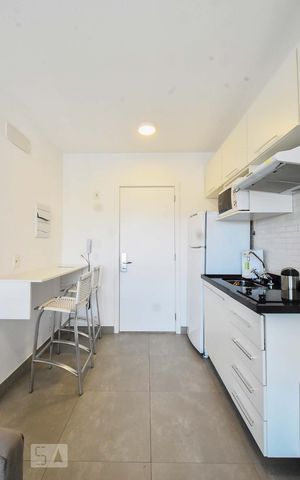 Studio para alugar com 33m², 1 quarto e 1 vaga Studio para alugar com 33m², 1 quarto e 1 vagaCozinha