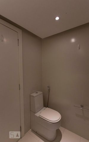 Apartamento à venda com 231m², 3 quartos e 2 vagasBanheiro da Suíte
