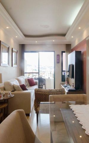 Apartamento à venda com 67m², 2 quartos e 1 vagaSala
