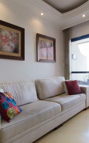 Apartamento à venda com 67m², 2 quartos e 1 vagaSala