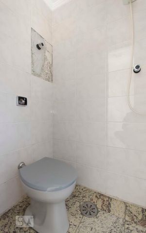 Apartamento à venda com 70m², 2 quartos e 1 vagaBanheiro de serviço