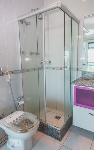 Apartamento à venda com 600m², 5 quartos e 6 vagas Apartamento à venda com 600m², 5 quartos e 6 vagasSuíte 3