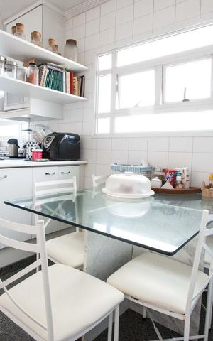 Apartamento à venda com 240m², 4 quartos e 3 vagascozinha
