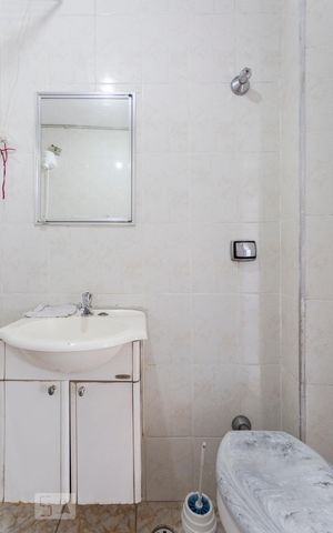 Apartamento à venda com 35m², 1 quarto e sem vagaBanheiro