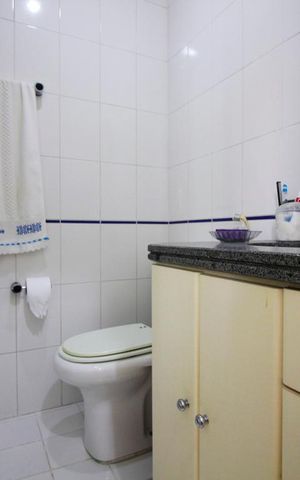 Apartamento para alugar com 75m², 2 quartos e 2 vagasBanheiro