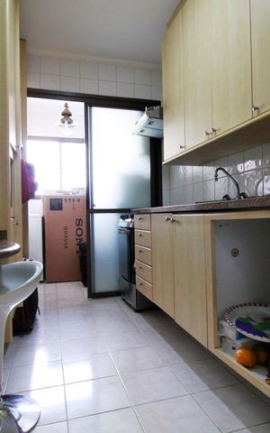 Apartamento para alugar com 75m², 2 quartos e 2 vagasCozinha