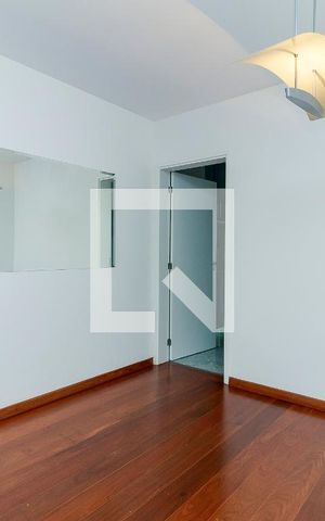 Apartamento à venda com 98m², 3 quartos e 3 vagas Apartamento à venda com 98m², 3 quartos e 3 vagasSala