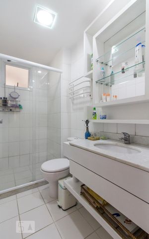 Apartamento à venda com 153m², 3 quartos e 3 vagasBanheiro Social 