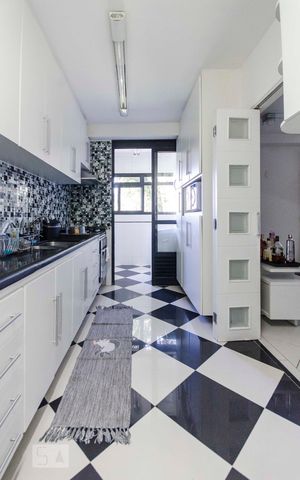 Apartamento à venda com 110m², 3 quartos e 2 vagasCozinha