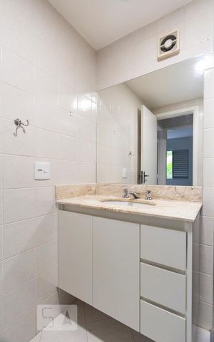 Apartamento para alugar com 73m², 3 quartos e 1 vagaBanheiro social