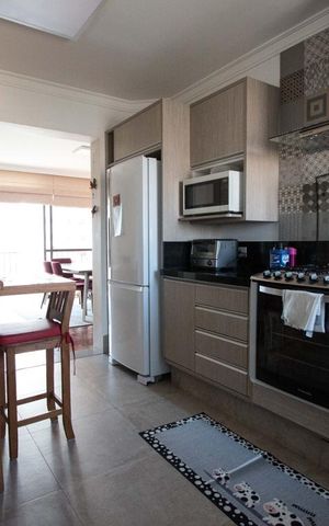 Apartamento à venda com 145m², 3 quartos e 2 vagasCozinha