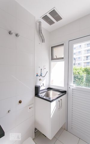 Apartamento à venda com 65m², 2 quartos e 1 vagaÁrea de serviço
