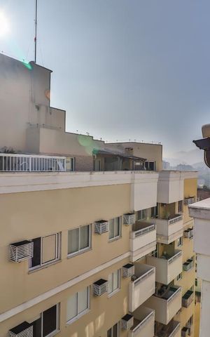 Apartamento à venda com 130m², 3 quartos e 1 vagaSegundo Andar - Vista