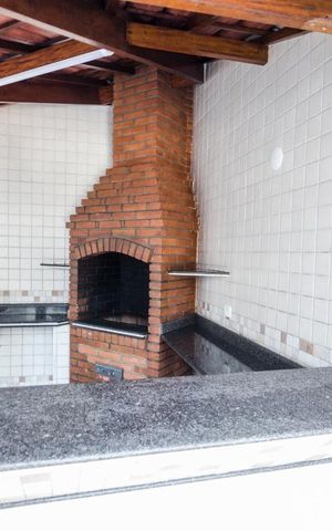 Apartamento à venda com 127m², 3 quartos e 2 vagas Apartamento à venda com 127m², 3 quartos e 2 vagasChurrasqueira