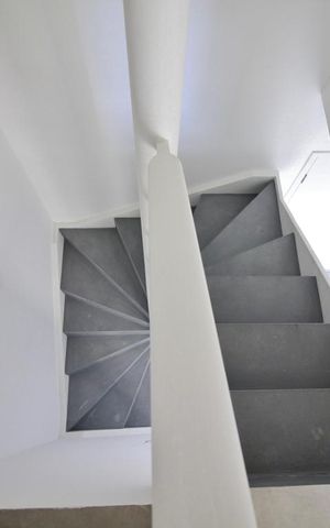 Apartamento à venda com 48m², 1 quarto e 1 vagaEscada