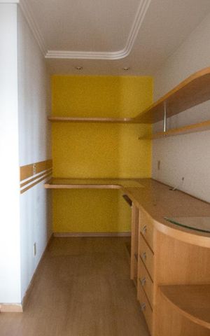 Apartamento à venda com 165m², 4 quartos e 3 vagasCorredor