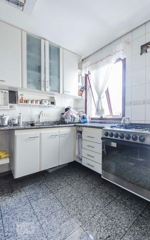 Apartamento à venda com 120m², 3 quartos e 2 vagasCozinha