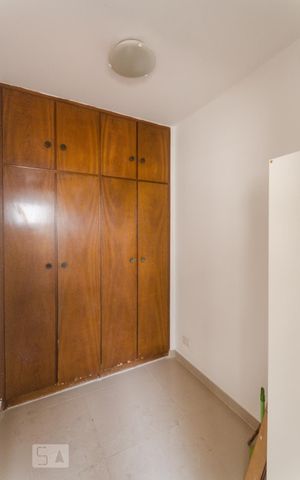 Apartamento para alugar com 96m², 3 quartos e 1 vaga Apartamento para alugar com 96m², 3 quartos e 1 vagaQuarto De Serviço